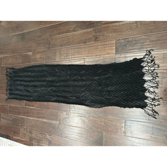 Dolce Vita Textured Cashmere Scarf Black One Size Fringe Trim Neck Wrap Shawl - Picture 3 of 9
